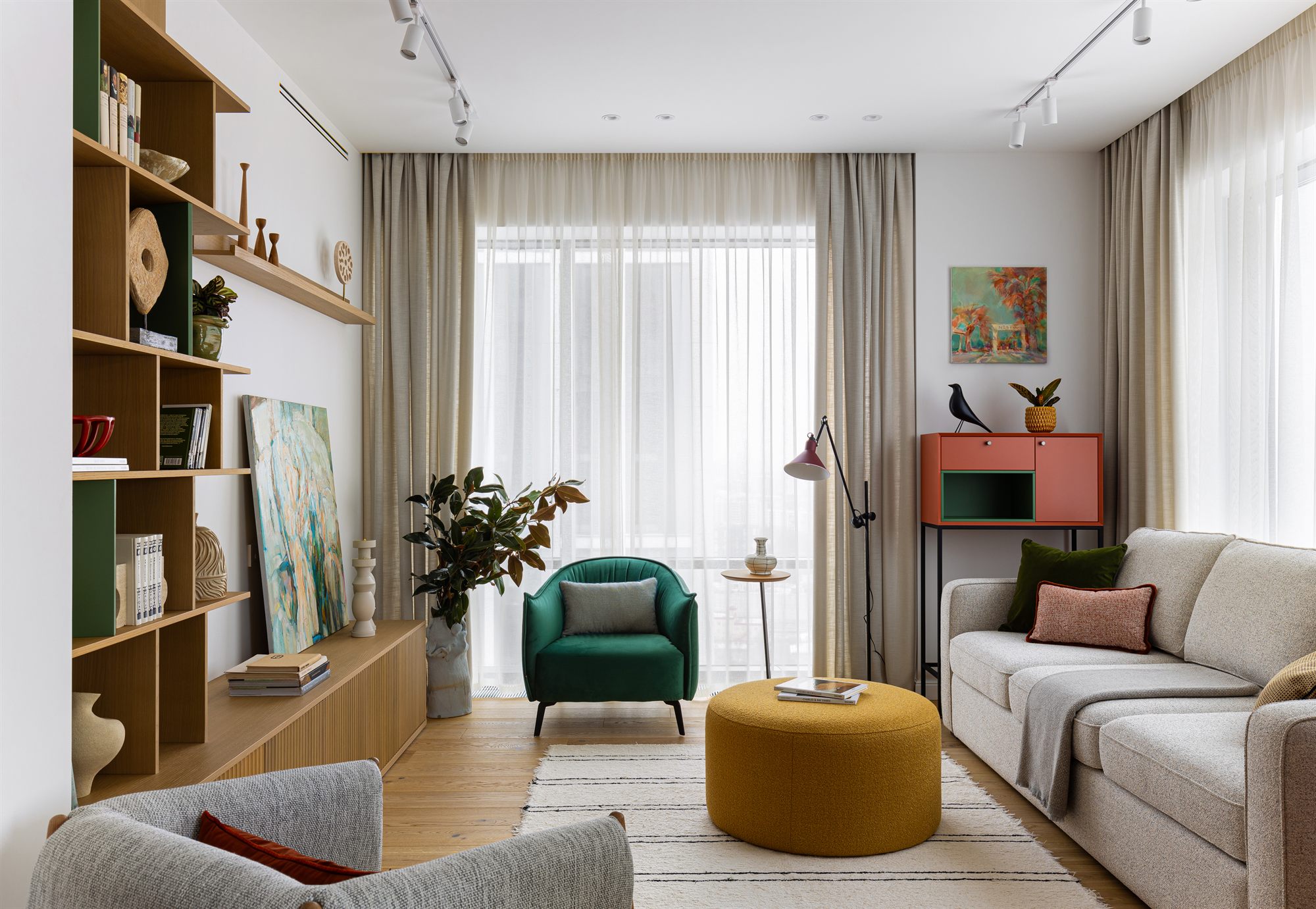 Кухня-гостиная квартиры 104 м², опубликованной в Marie Claire Maison